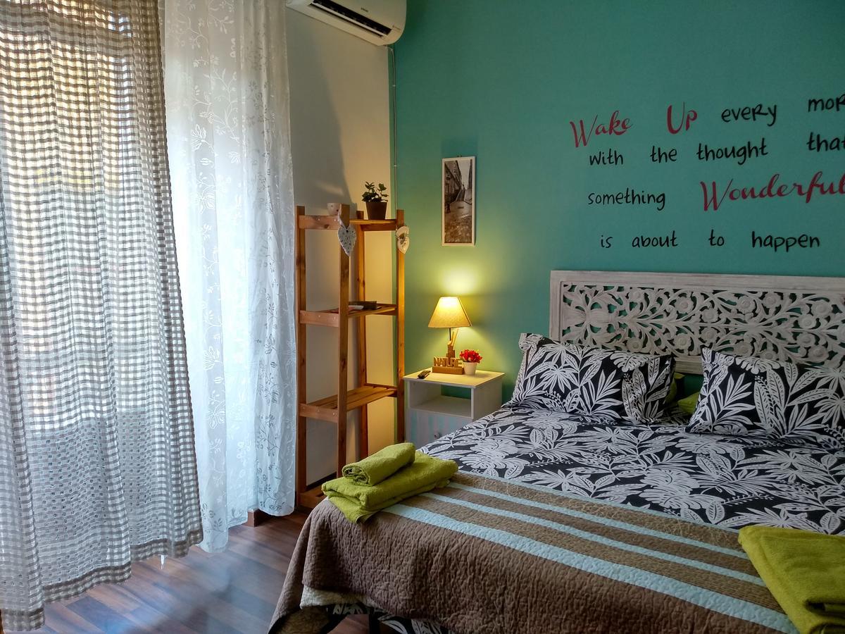 Spaccanapoli Bros. B&B Екстериор снимка